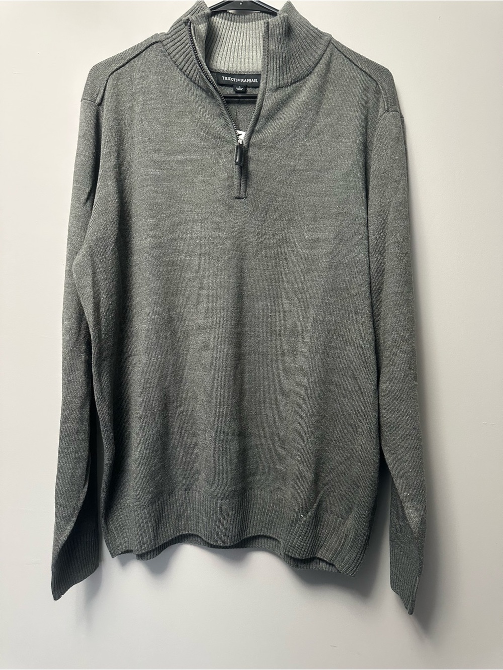 Tricots St. Raphael Men's Gray Half-Zip Sweater